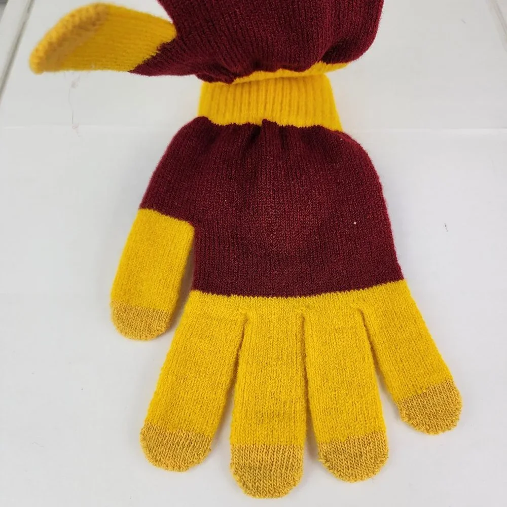 Cleveland Cavaliers NBA Knit Stretch Gloves Texting Tips NWT
